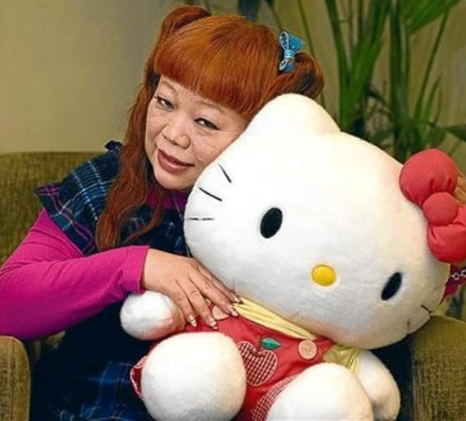 ADIÓS A LA MAMÁ DE HELLO KITTY